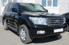 Toyota Land Cruiser 200 бронированный (B7)